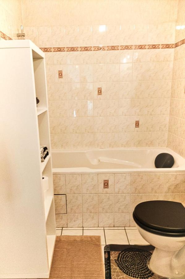 Charmant Appartement Sur Sottevilles Les Rouen Esterno foto